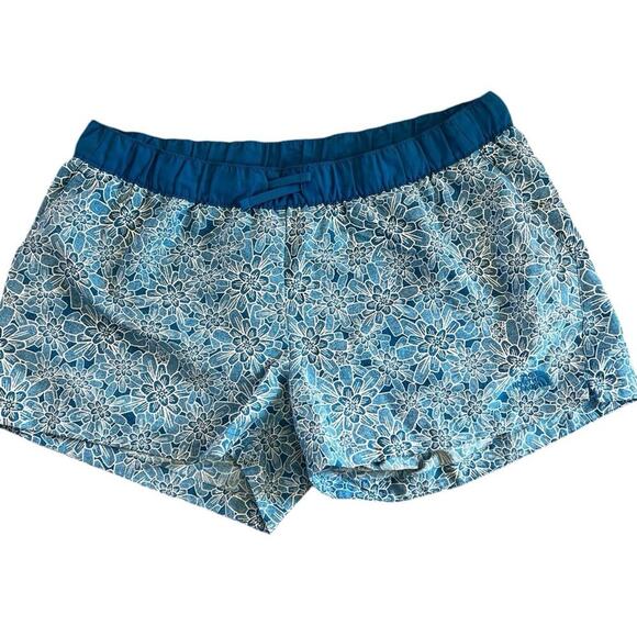 The North Face women’s size XXL athletic floral shorts - Picture 1 of 7